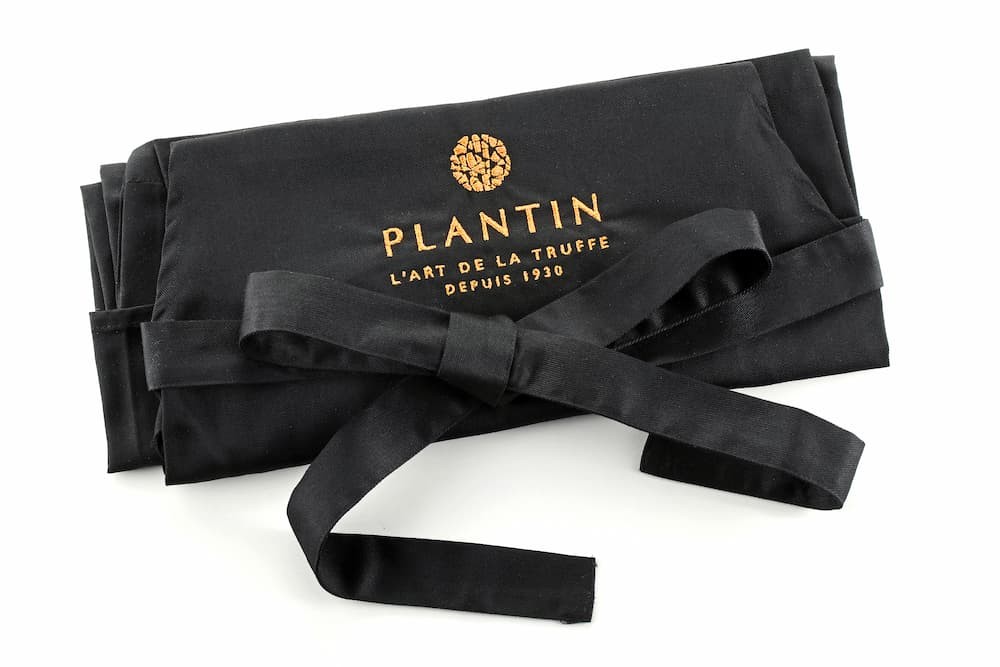 Plantin embroidered apron
